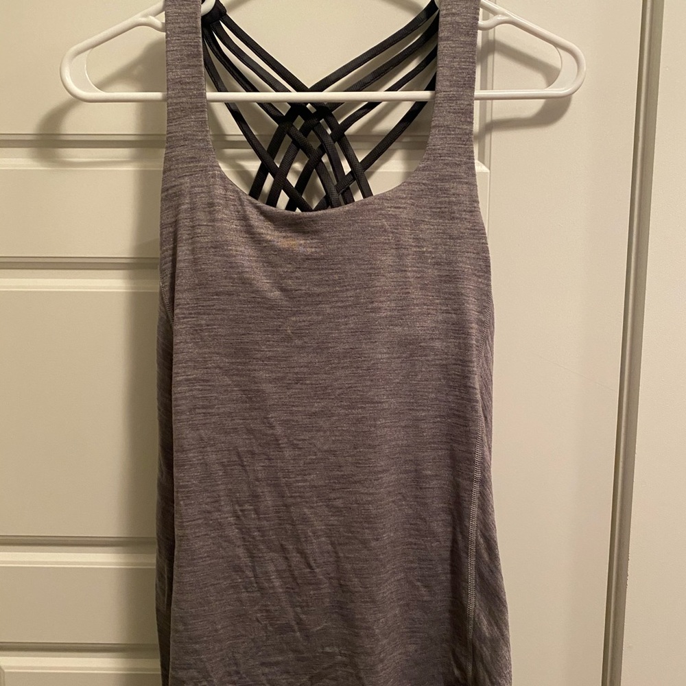 Lululemon tank